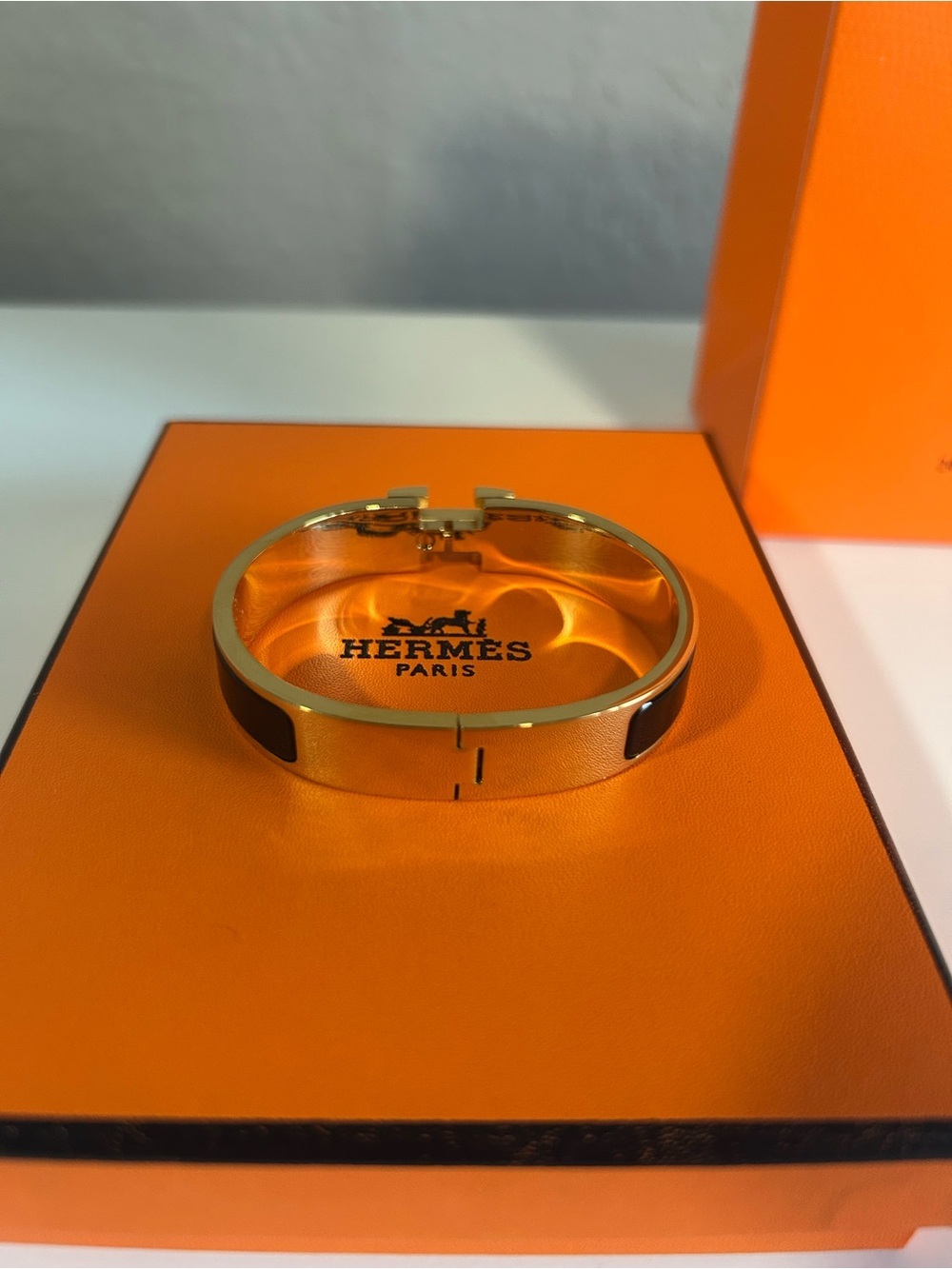 Hermes Black And Gold Clic
H Bracelet - Picture 5 of 5